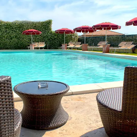 Code By Tirreno Pensión 4*